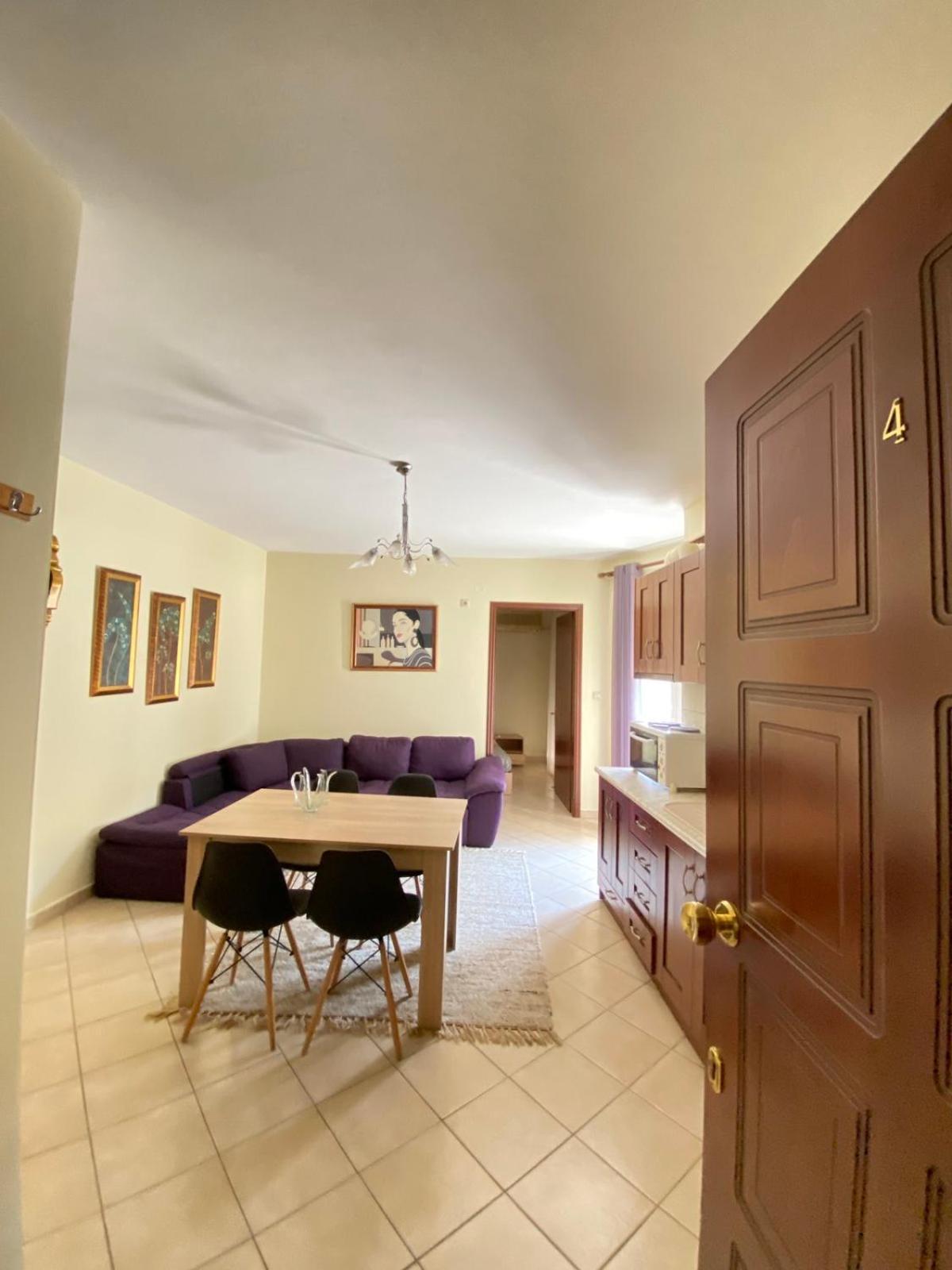 Σοφιτα Φερεσ Apartment Pherrai Exterior photo